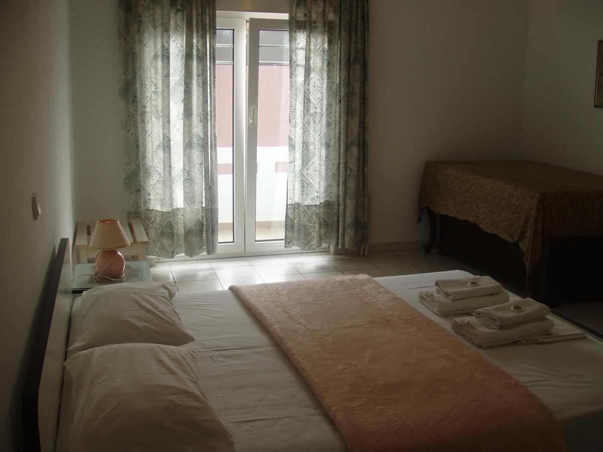 Aris Apartments Gerani  Extérieur photo