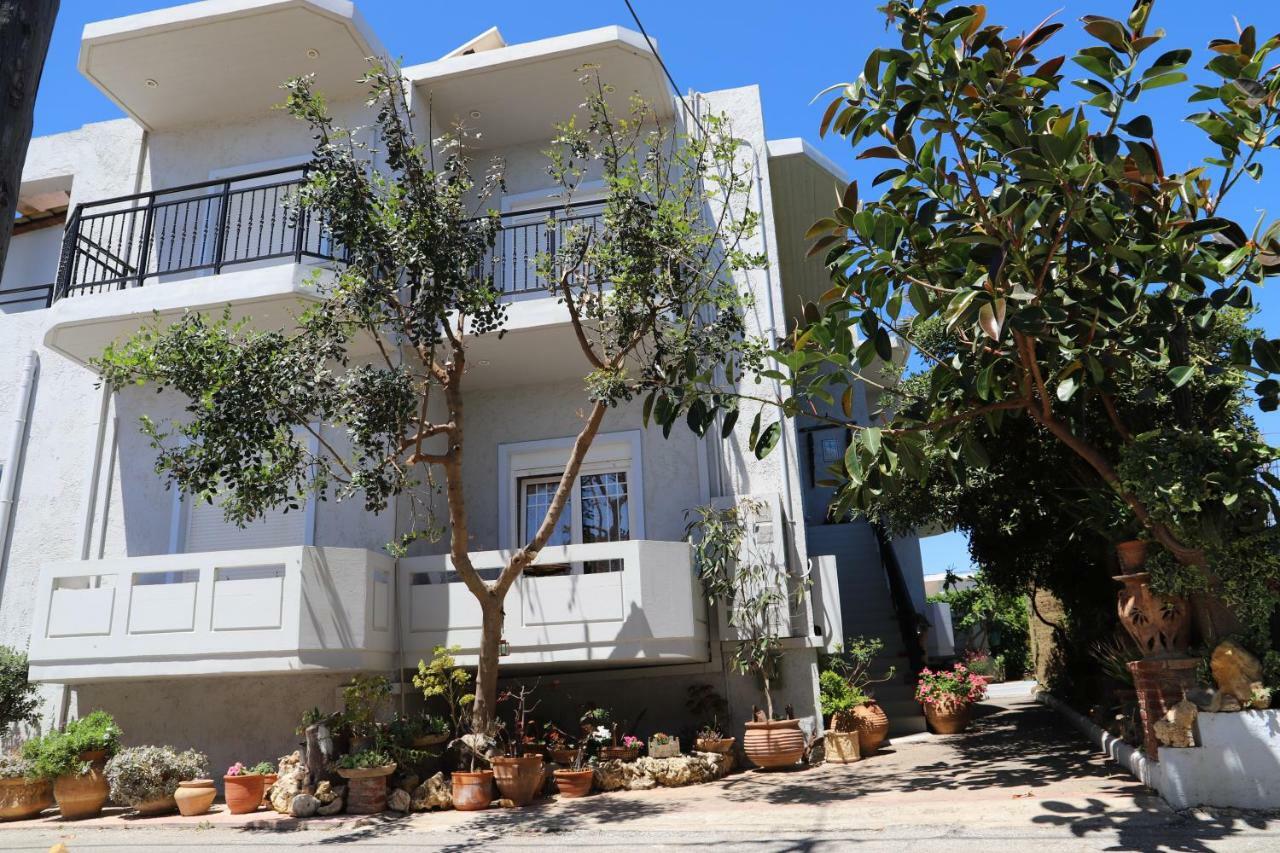 Aris Apartments Gerani  Extérieur photo