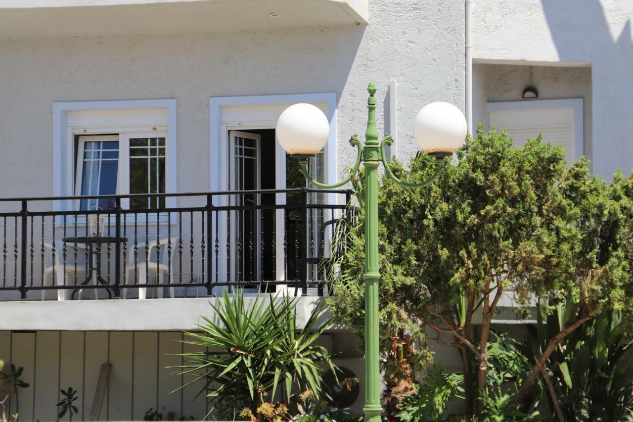 Aris Apartments Gerani  Extérieur photo